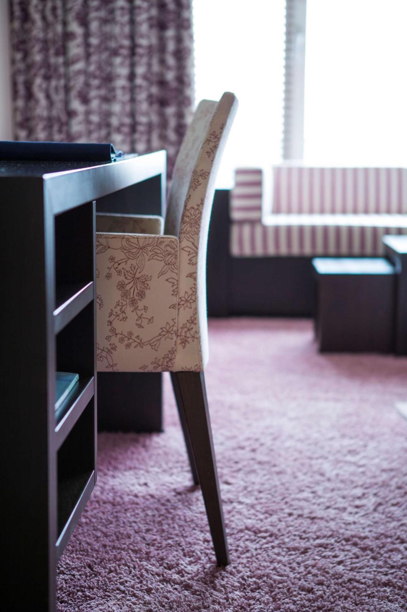 Radisson Blu Senator Hotel, Hotel 5*