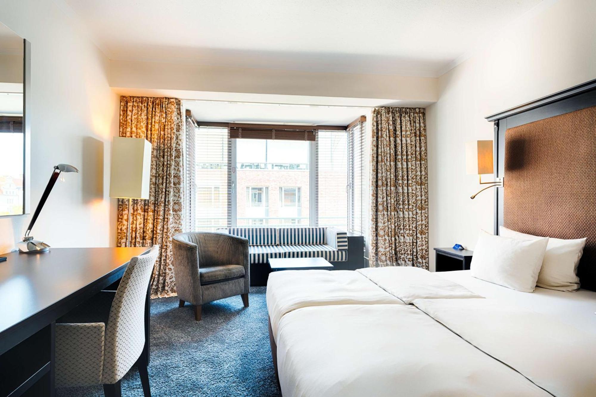 Radisson Blu Senator Hotel,